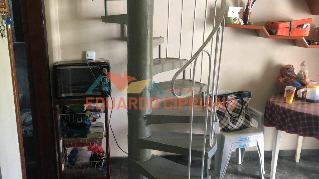 Kitnet à venda no Massaguaçu: 