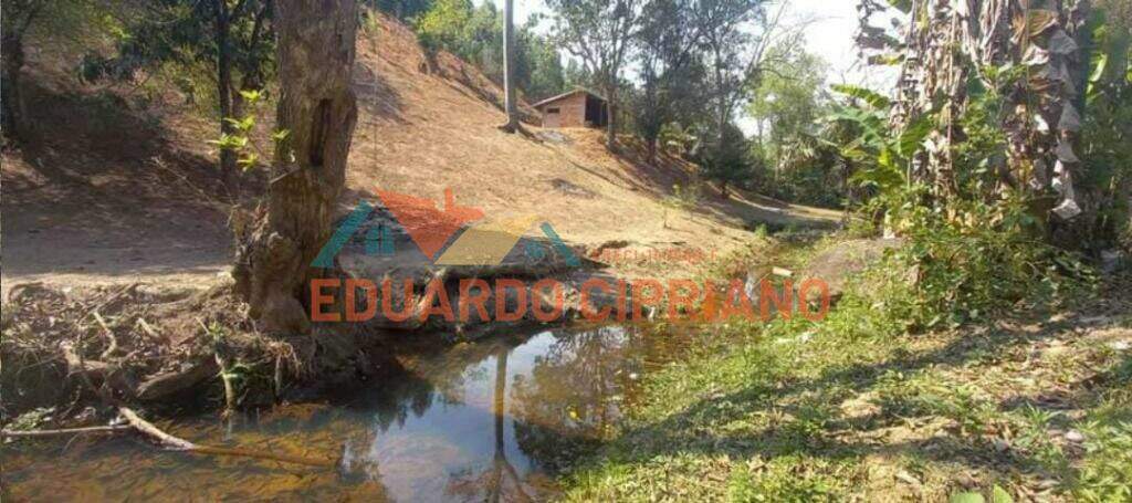 Terreno à venda no Zona Rural: 