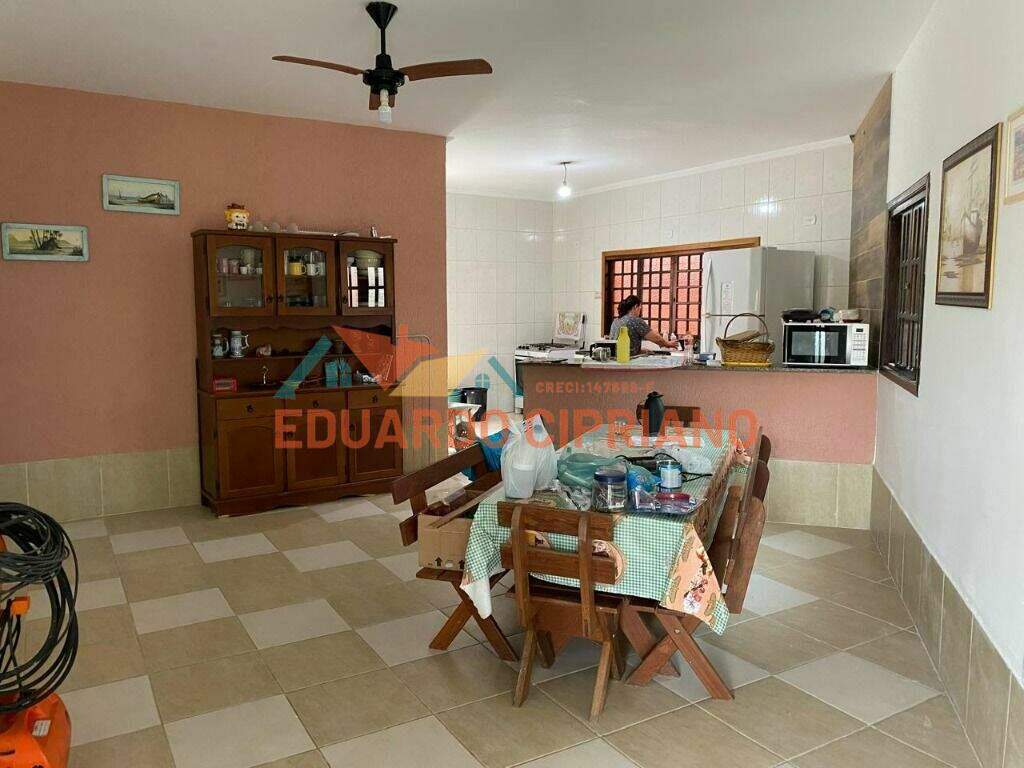 Casa à venda no Massaguaçu: 