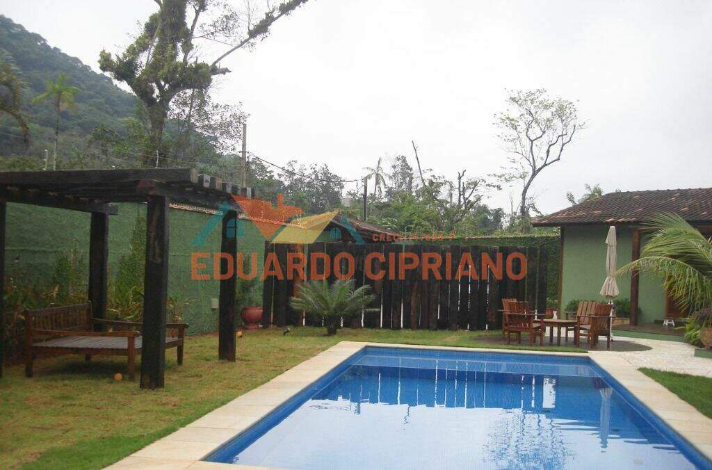 Casa à venda no Praia de Camburí: 