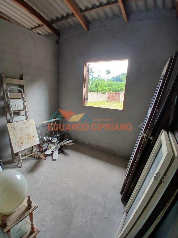 Casa à venda no Massaguaçu: 