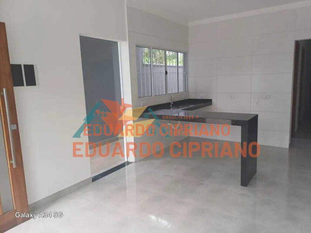 Casa à venda no Balneário dos Golfinhos: 