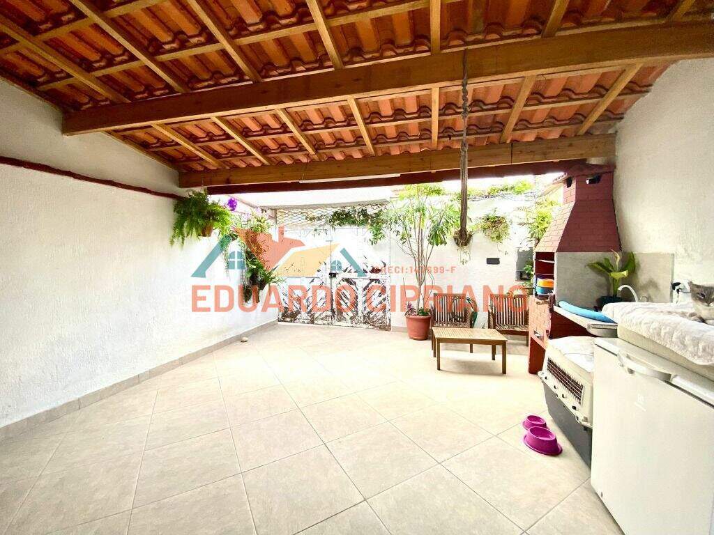 Casa à venda no Perequê Mirim: 