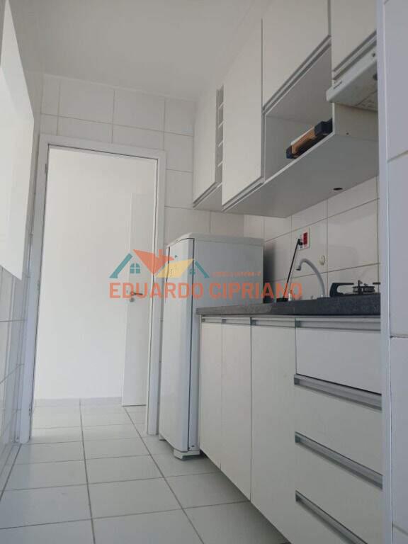 Apartamento à venda no Martim de Sá: 