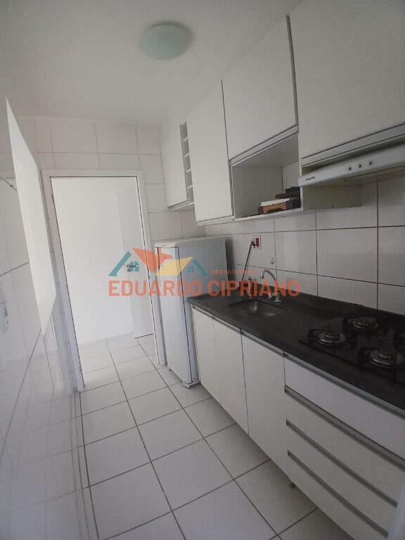 Apartamento à venda no Martim de Sá: 
