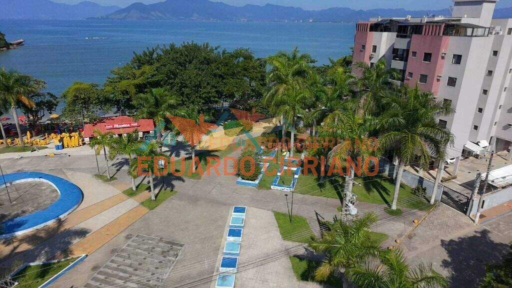 Apartamento à venda no Martim de Sá: 