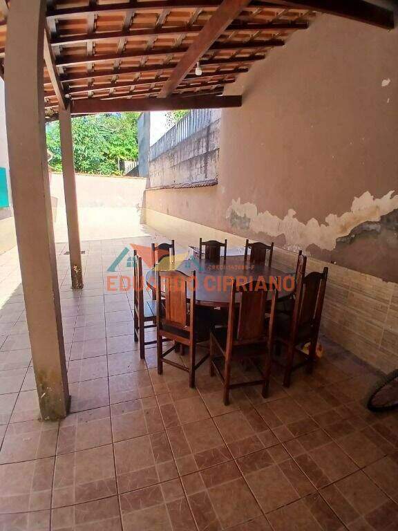 Casa à venda no Massaguaçu: 