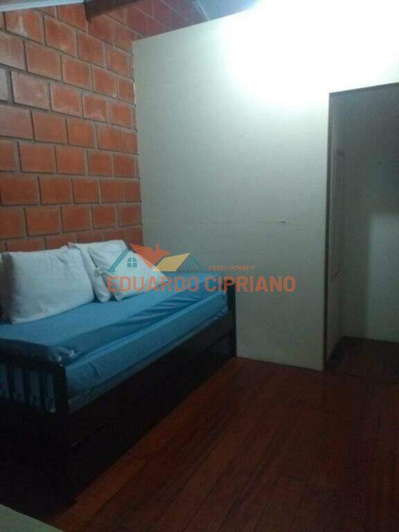 Casa à venda no Martim de Sá: 