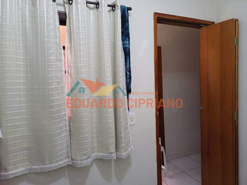 Casa à venda no Martim de Sá: 