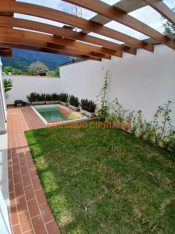 Casa à venda no Massaguaçu: 