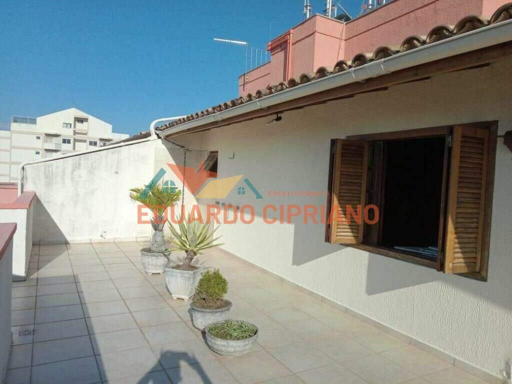 Apartamento Duplex à venda no Centro: 