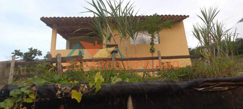 Casa à venda no Zona Rural: 