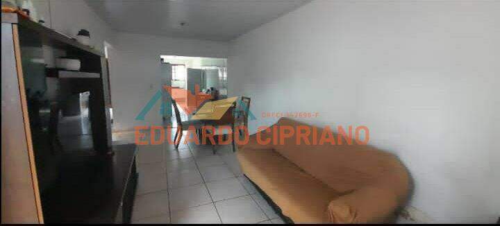 Casa à venda no Martim de Sá: 