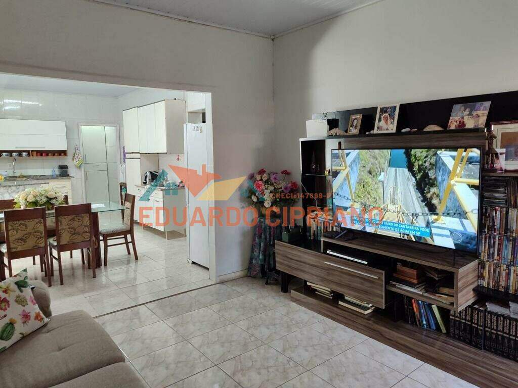 Casa à venda no Jardim Jaqueira: 