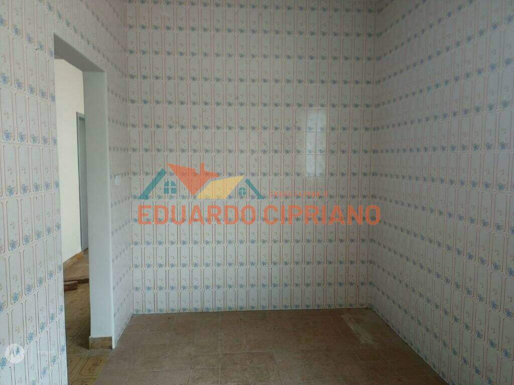 Sala para aluguel no Centro: 