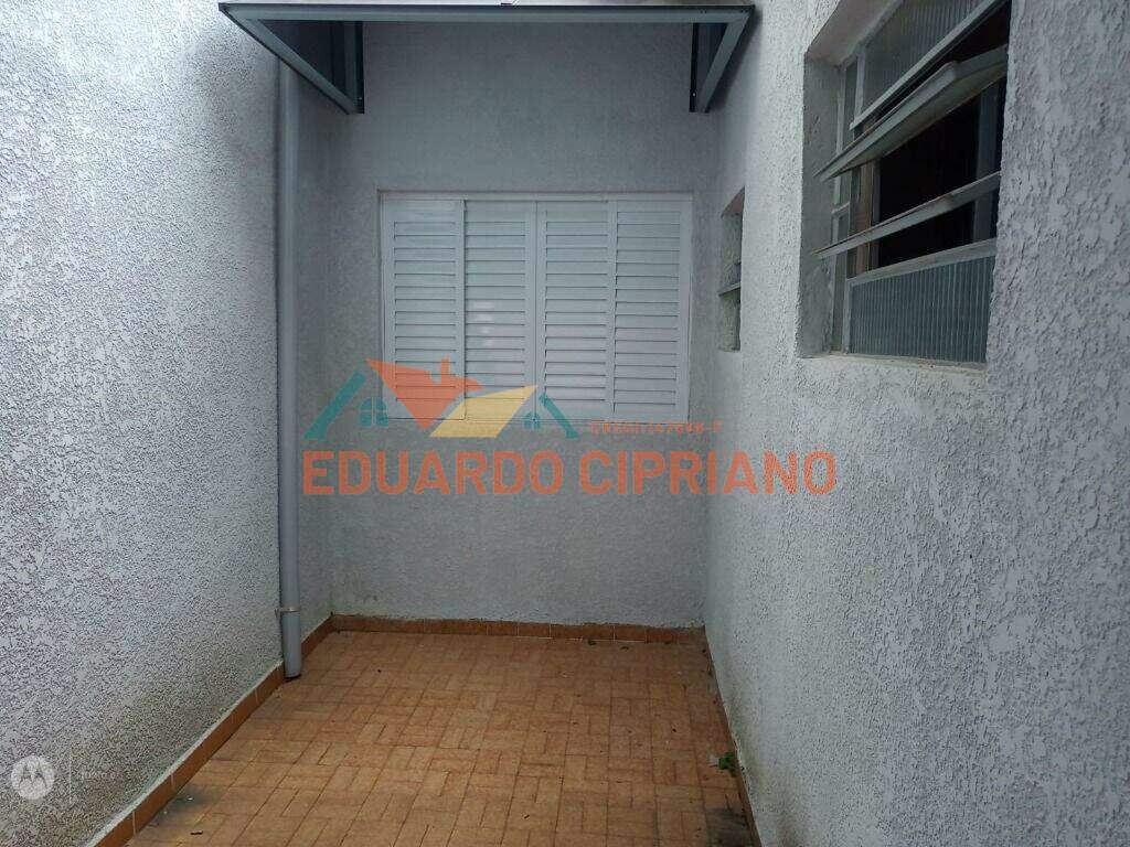 Sala para aluguel no Centro: 