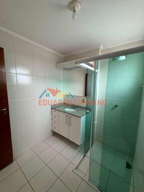 Cobertura para aluguel no Indaiá: 