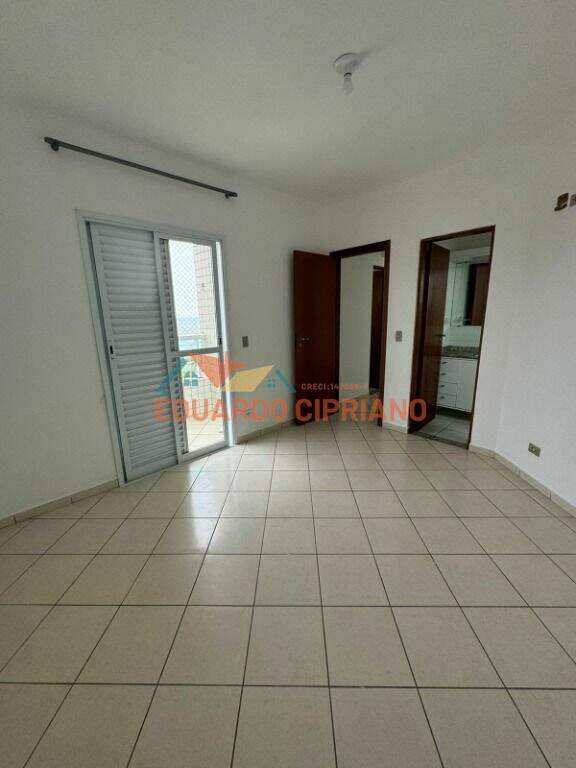 Cobertura para aluguel no Indaiá: 