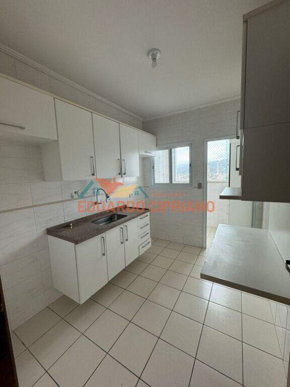 Cobertura para aluguel no Indaiá: 