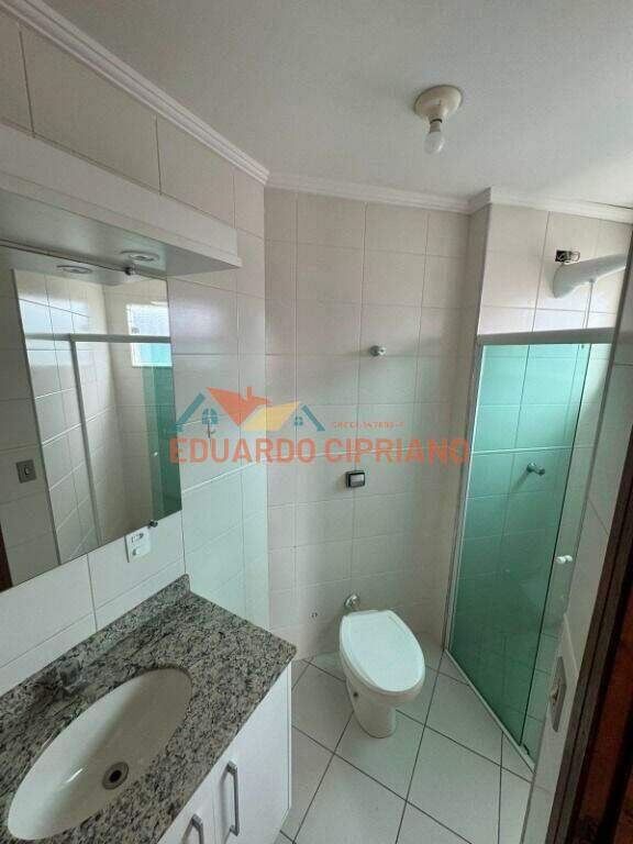 Cobertura para aluguel no Indaiá: 