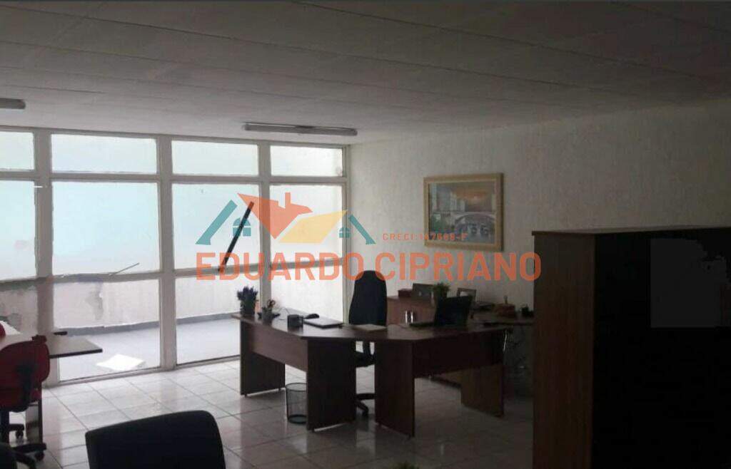 Sala para aluguel no Sé: 