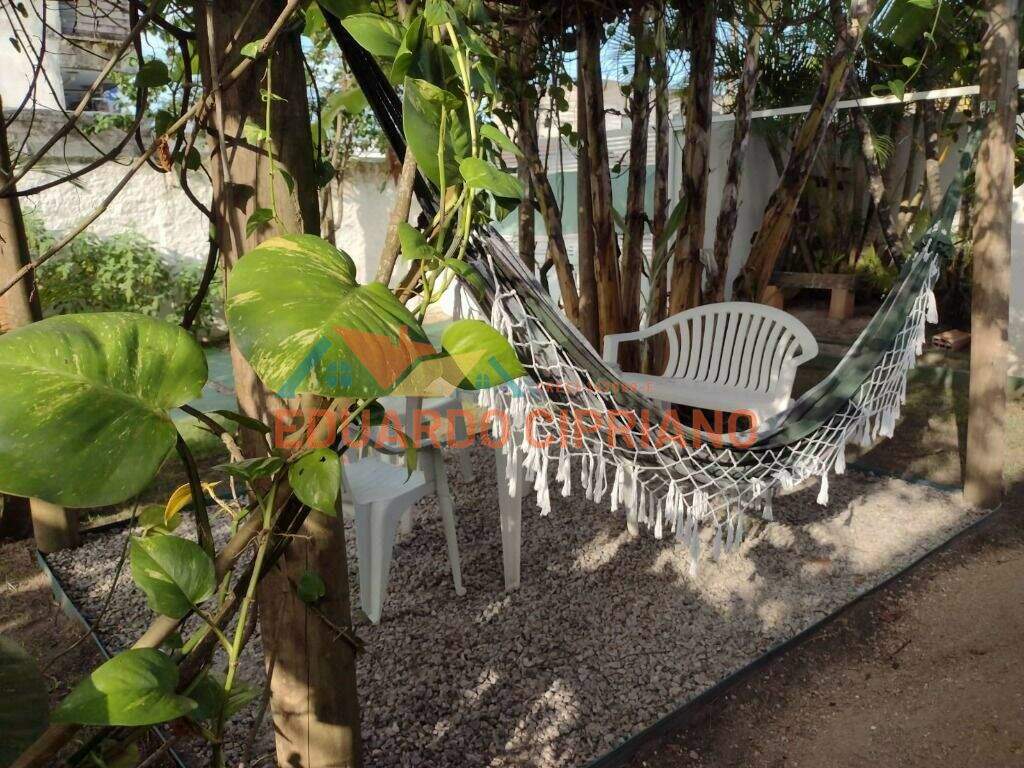 Casa para aluguel no Centro: 