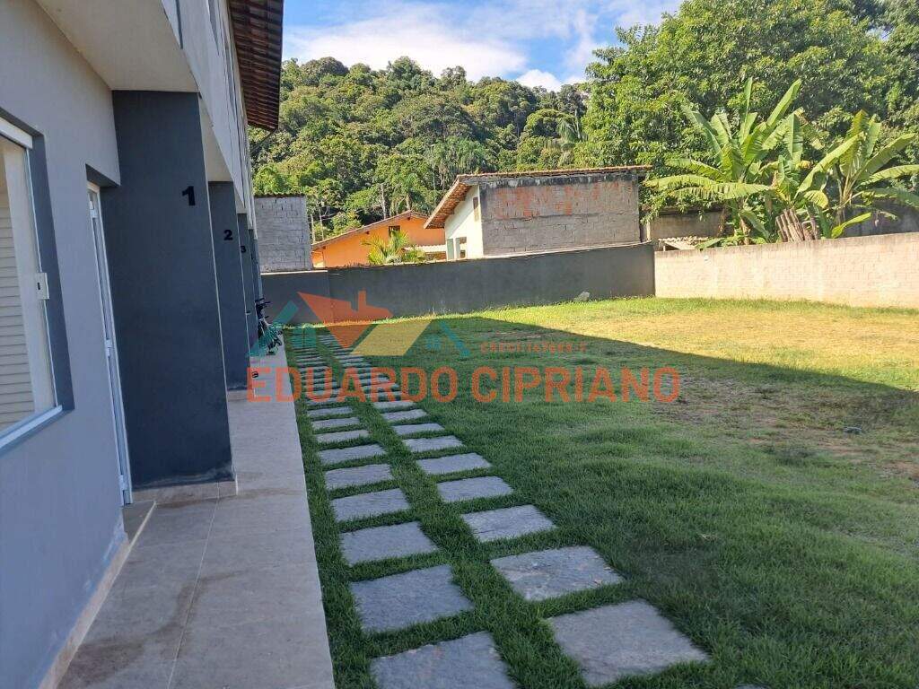 Casa para aluguel no Capricórnio III: 