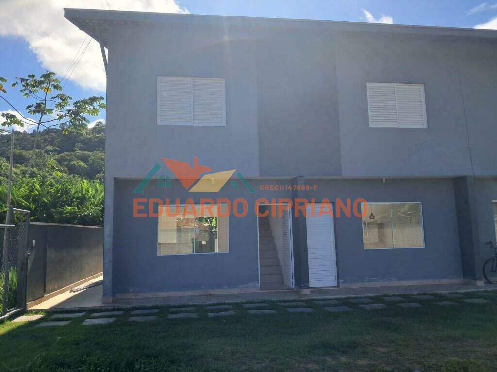 Casa para aluguel no Capricórnio III: 