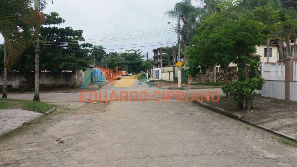 Casa à venda no Massaguaçu: 