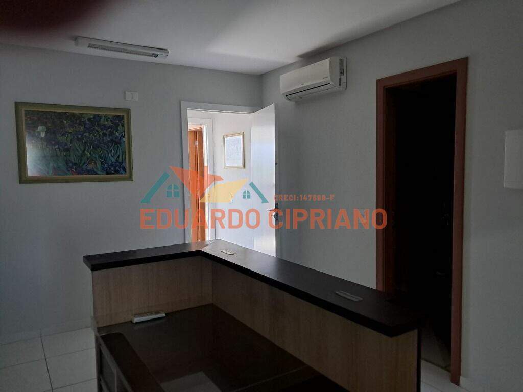 Sala para aluguel no Centro: 