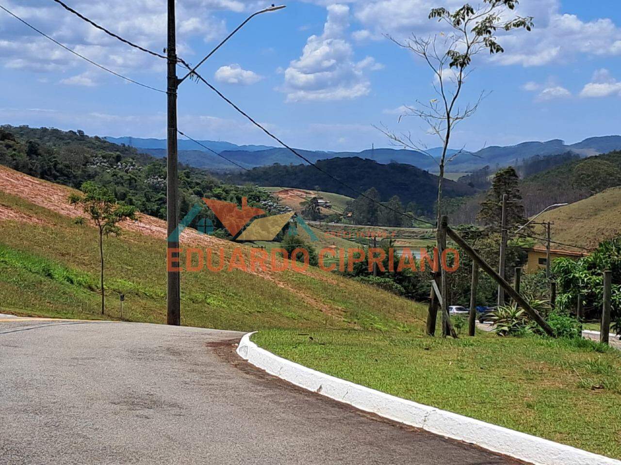 Terreno à venda no Condomínio Quinta dos Lagos : 
