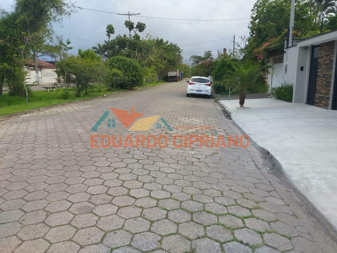 Casa para aluguel no Indaiá: 