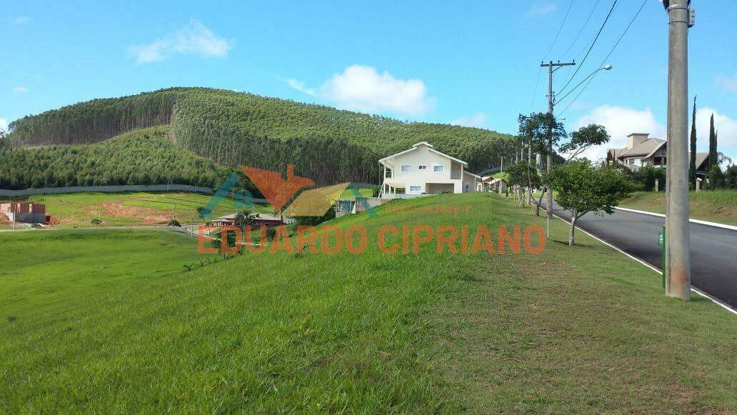 Terreno à venda no Village Parahybuna : 