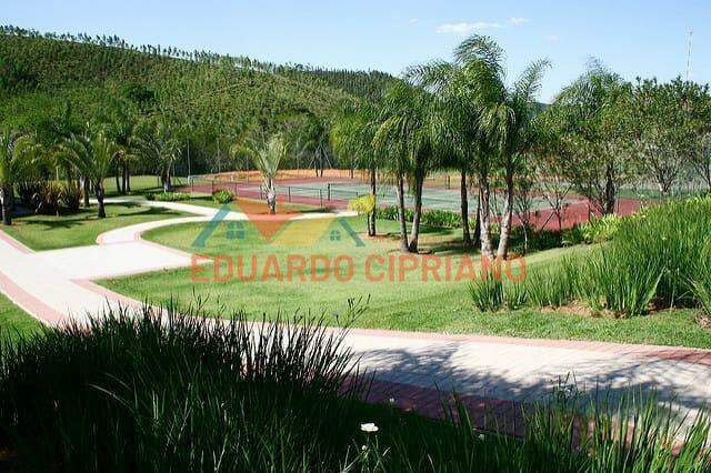 Terreno à venda no Village Parahybuna : 
