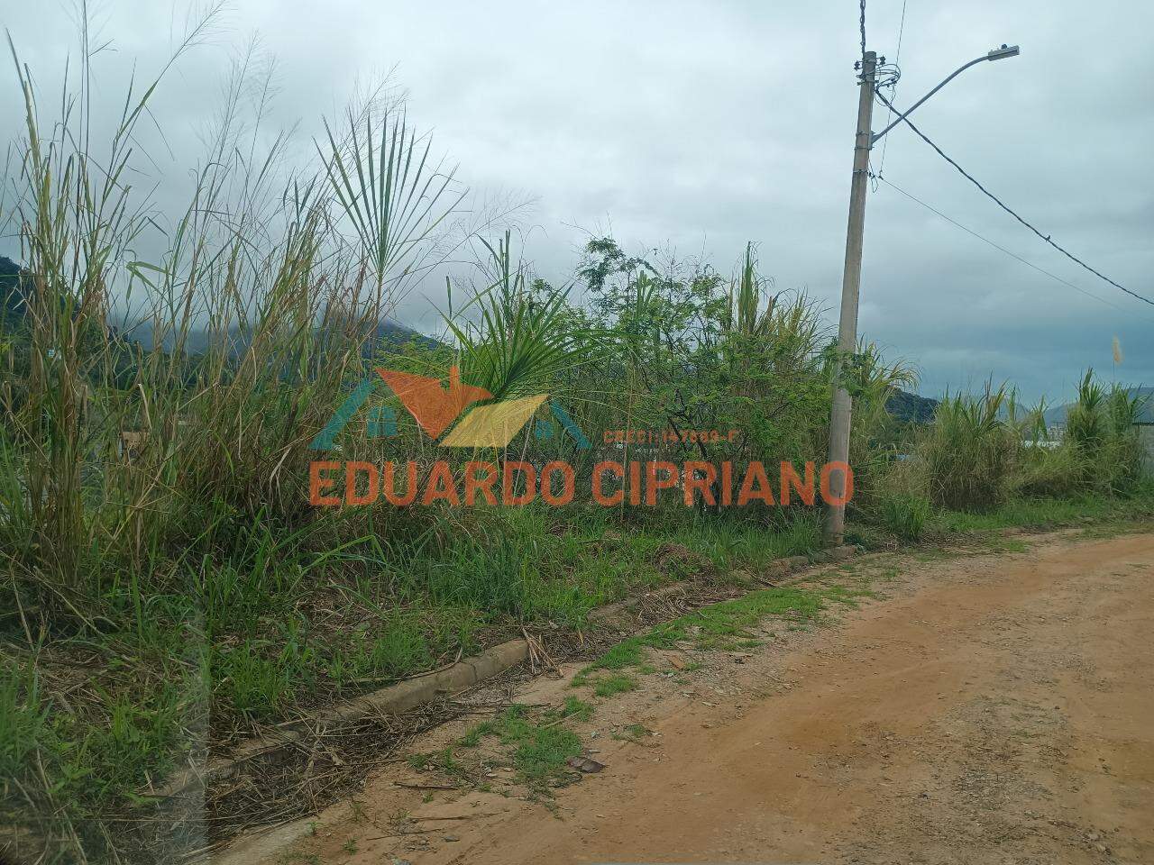 Terreno à venda no Bal Gardenmar : 