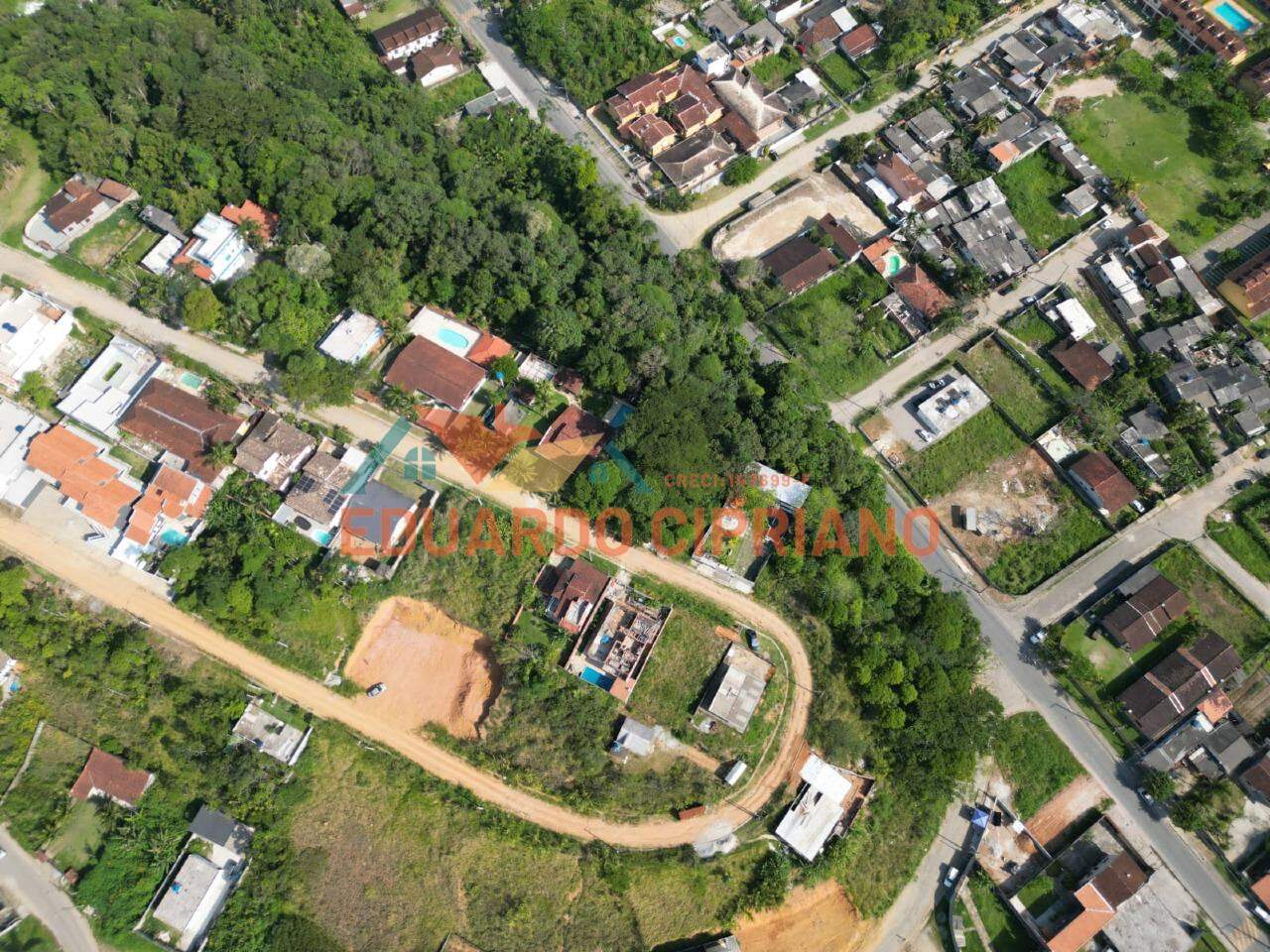 Terreno à venda no Bal Gardenmar : 