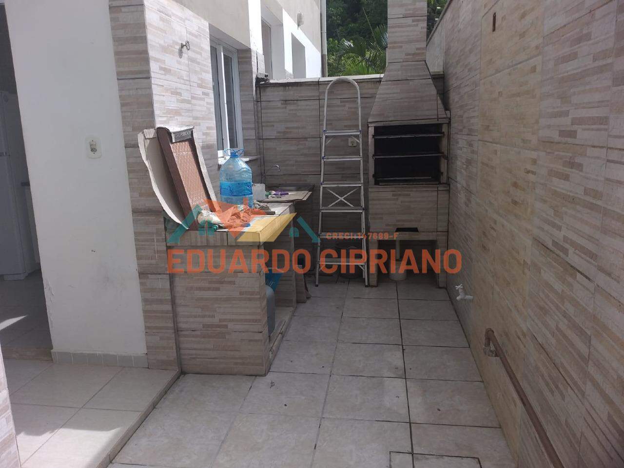 Casa em condomínio para aluguel no Massaguaçu: 