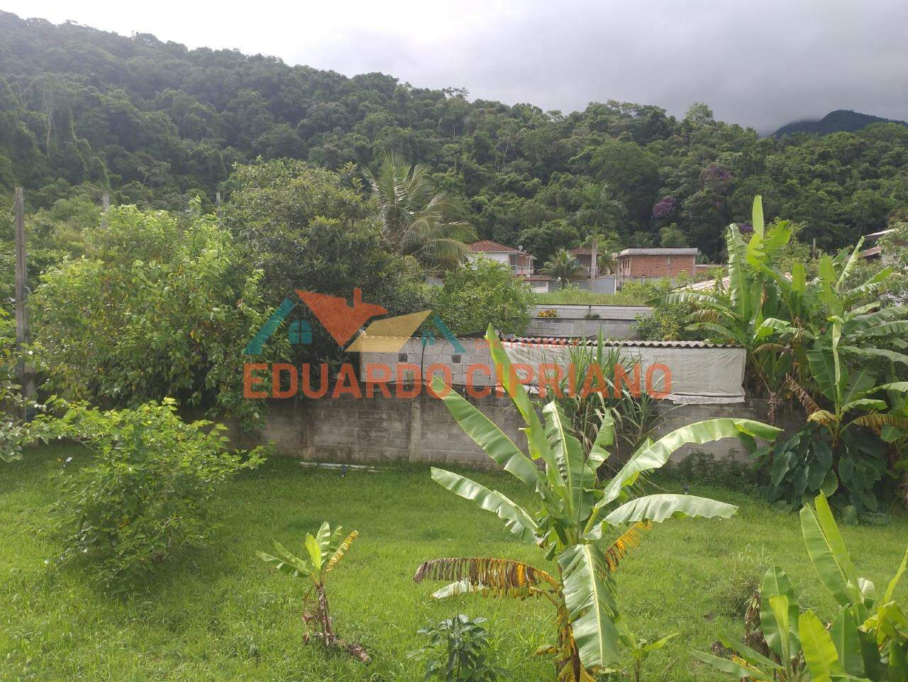 Casa em condomínio para aluguel no Massaguaçu: 