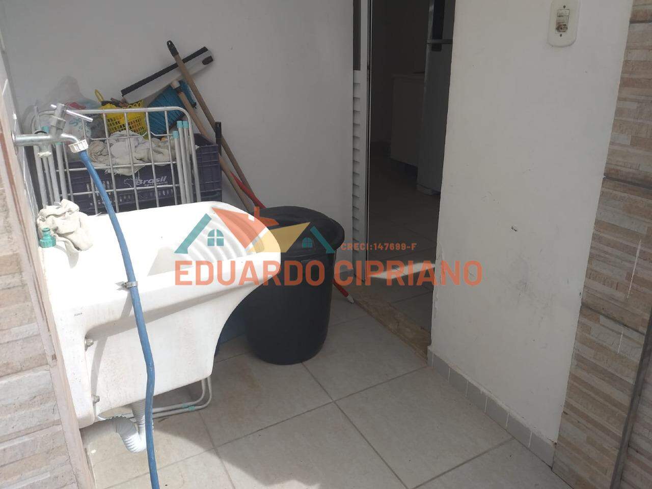 Casa em condomínio para aluguel no Massaguaçu: 