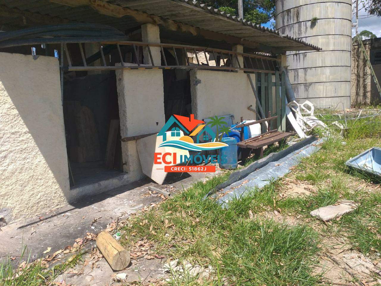 Terreno à venda no Macacos: 