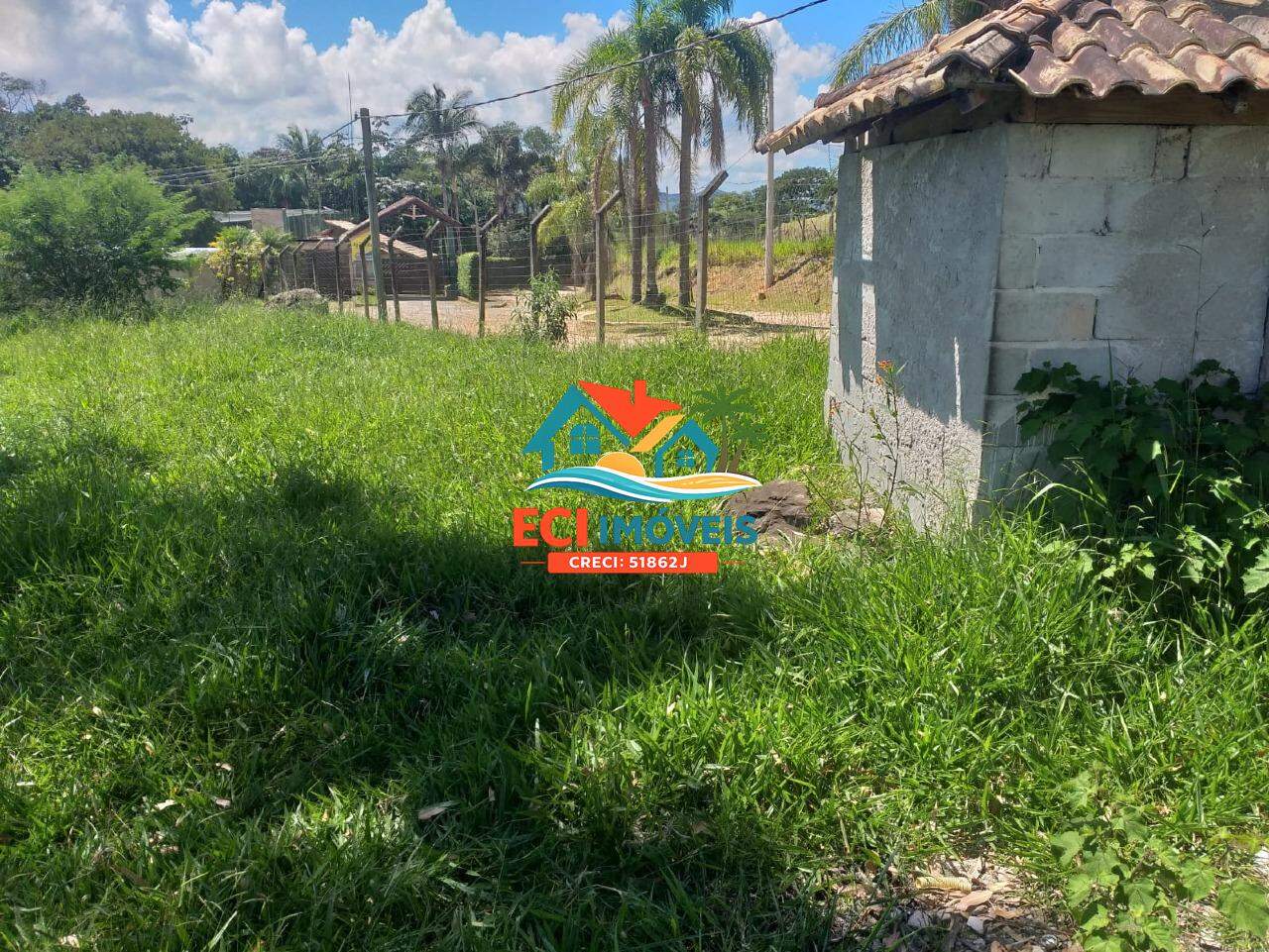 Terreno à venda no Macacos: 