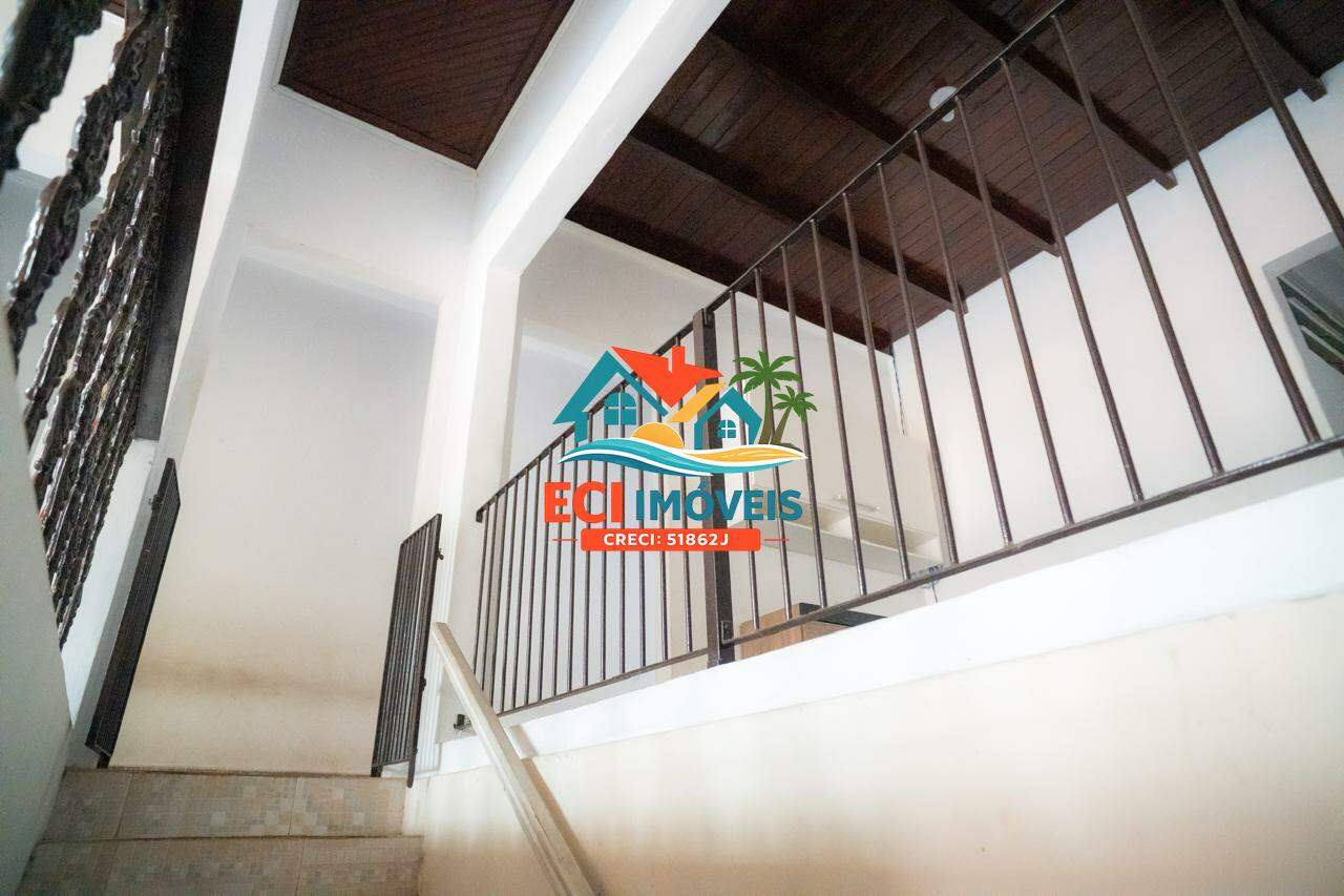 Casa comercial à venda no Centro: 