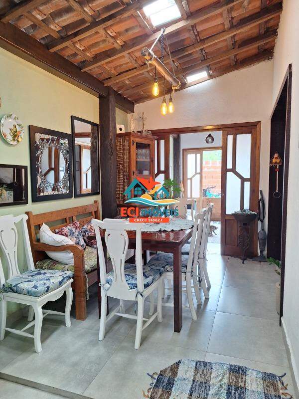 Casa à venda no Caputera: 