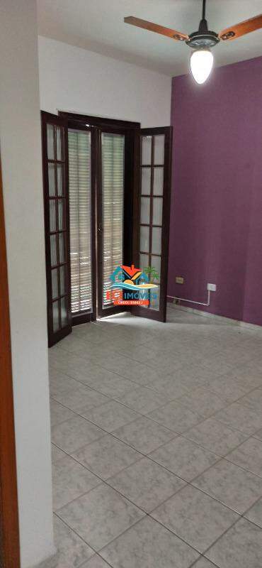 Casa à venda no Martim de Sá: 