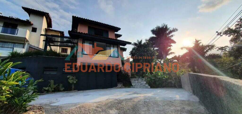 Casa para aluguel no Cocanha: 