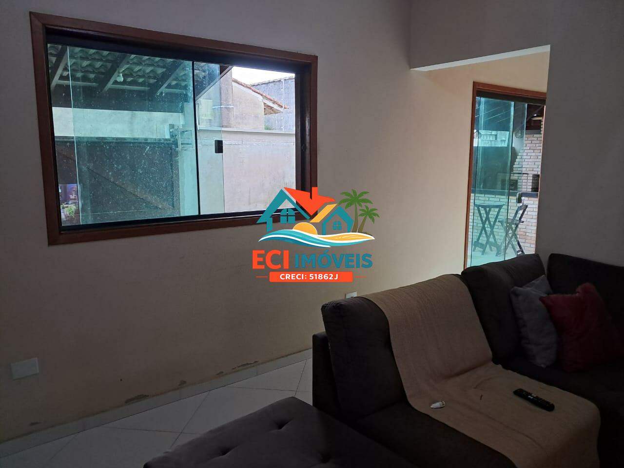 Casa à venda no Getuba: 