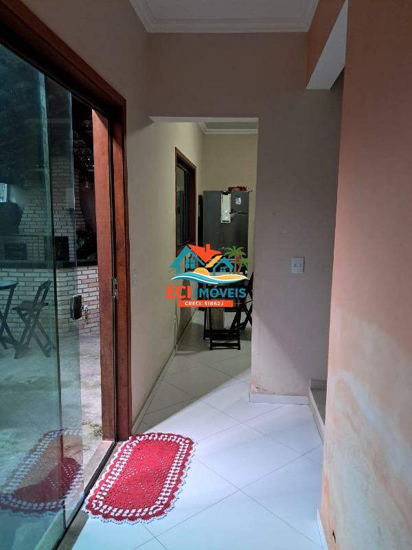 Casa à venda no Getuba: 
