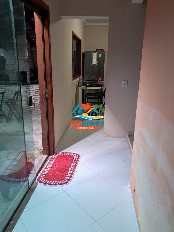 Casa à venda no Getuba: 