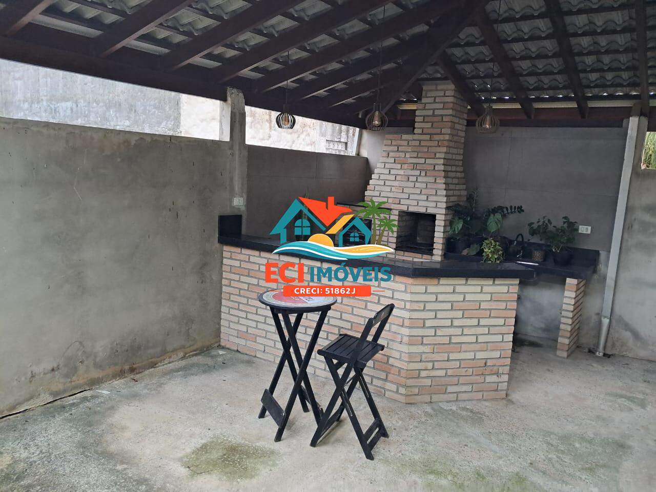 Casa à venda no Getuba: 