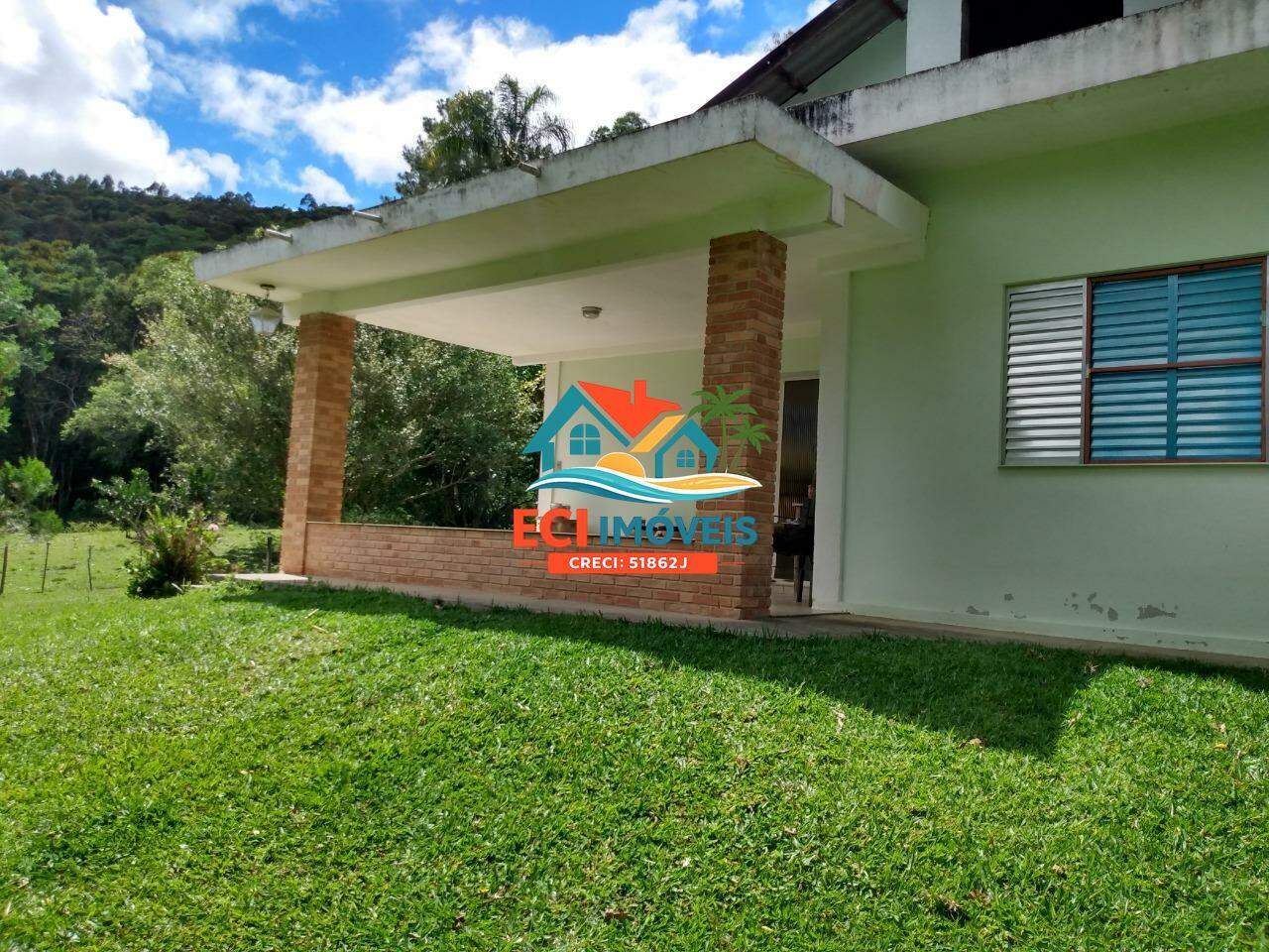 Sítio à venda no Rodovia dos Tamoios : 